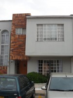 FLORIDABLANCA: SECTOR SUR, PARALELA AL BOSQUE, PREDIO URBANO, CASA CONJUNTO CERRADO